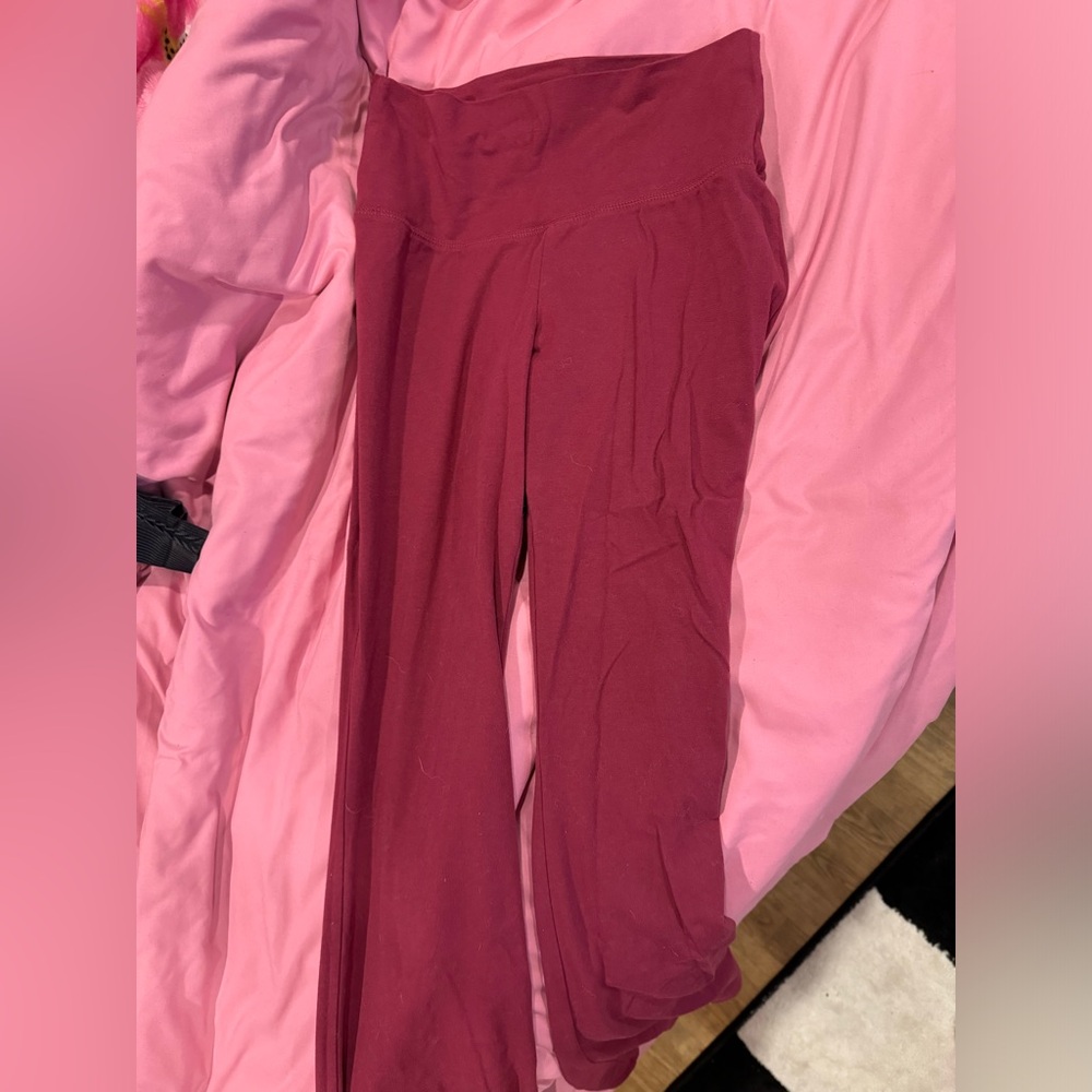 Wild Fable Maroon/Red yogas